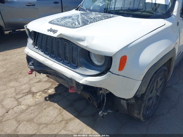 Jeep Renegade Deserthawk 4x4