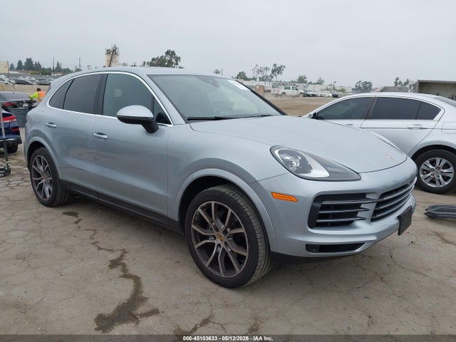 Salvage Porsche Cayenne Image