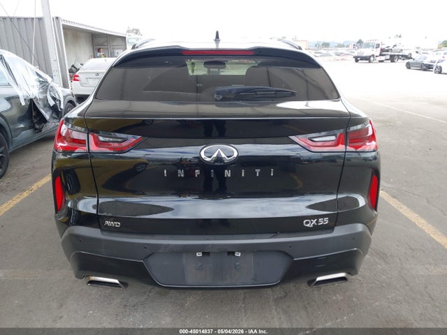 INFINITI Qx Luxe Awd
