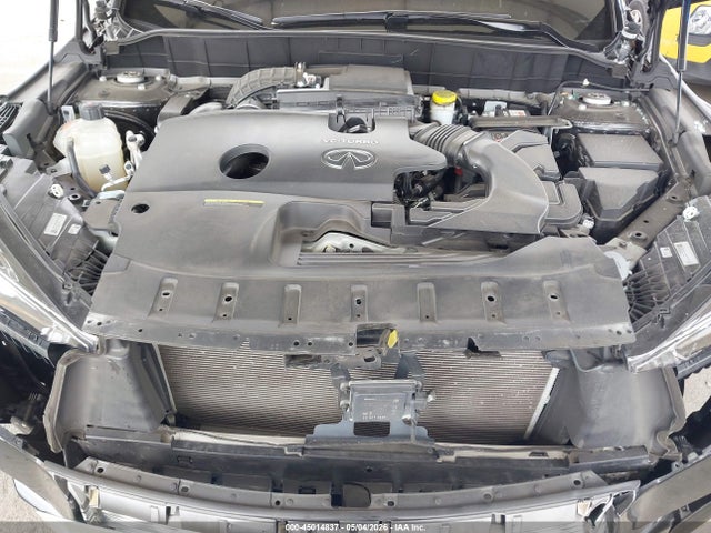 INFINITI Qx Luxe Awd