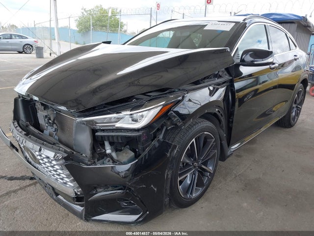 INFINITI Qx Luxe Awd