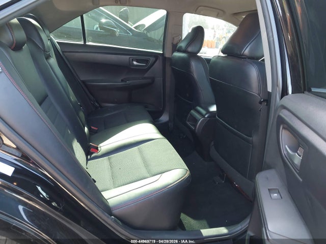 Toyota Camry Se