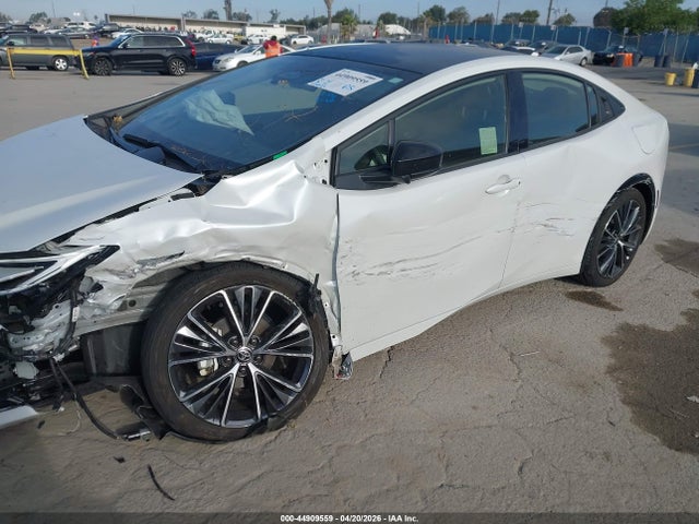 Toyota Prius Xle