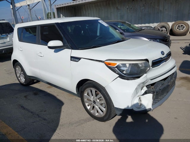 Salvage Kia Soul Image