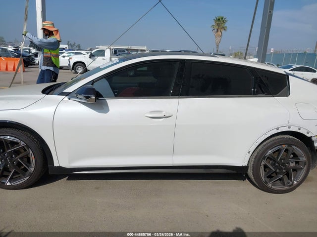 Kia K4 Gt-line