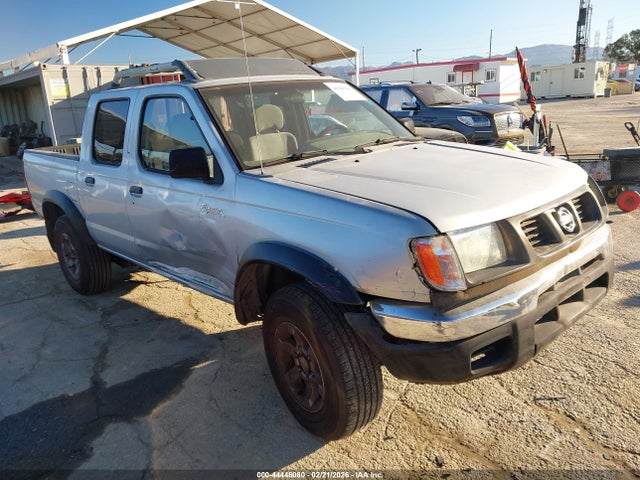 Salvage Nissan Frontier Image