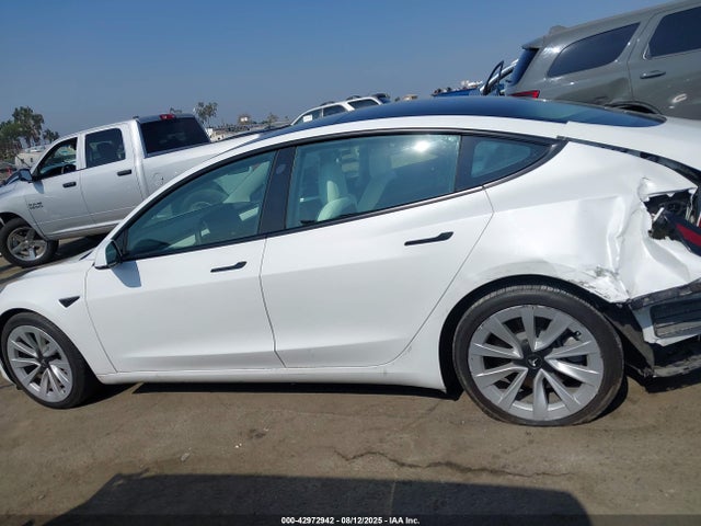 Tesla Model 3 Standard Range Plus Rear-wheel Drive