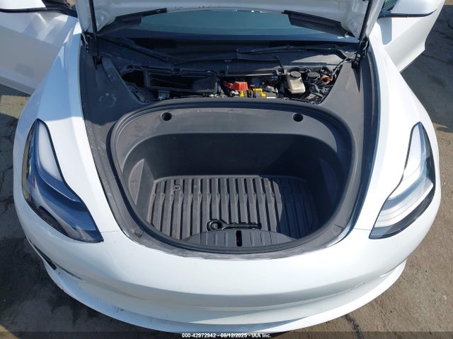 Tesla Model 3 Standard Range Plus Rear-wheel Drive