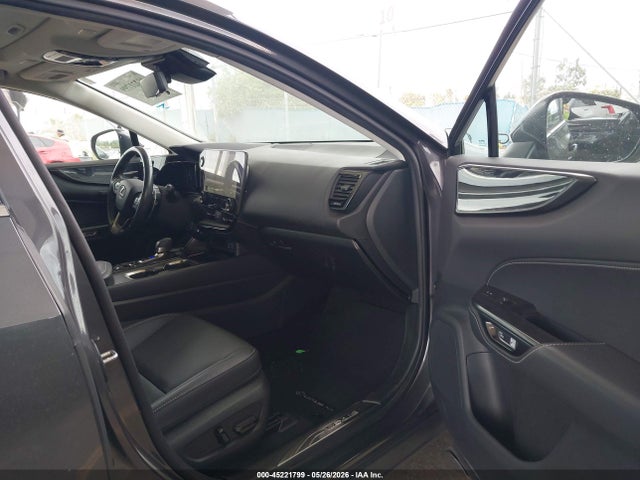 Lexus NX Premium