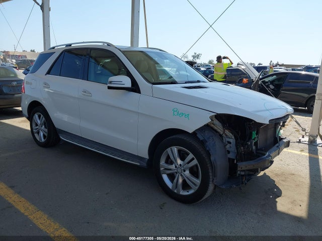 Salvage Mercedes-Benz M-Class Image