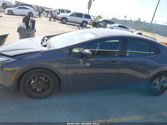 Toyota Prius Le