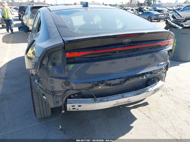 Toyota Prius Le