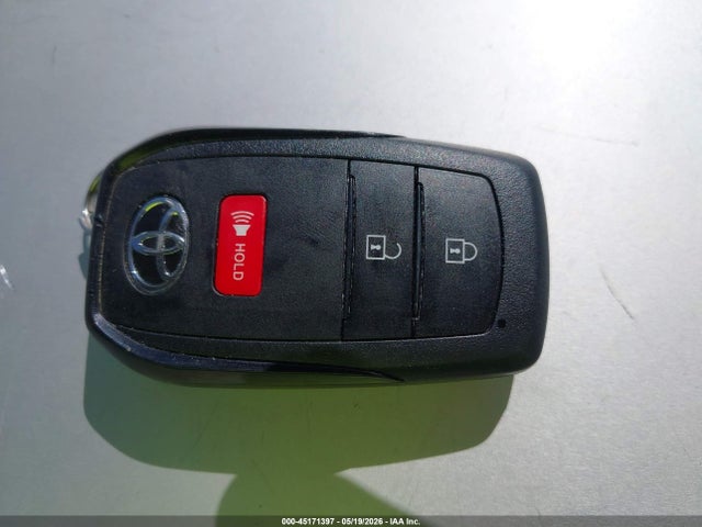 Toyota Prius Le