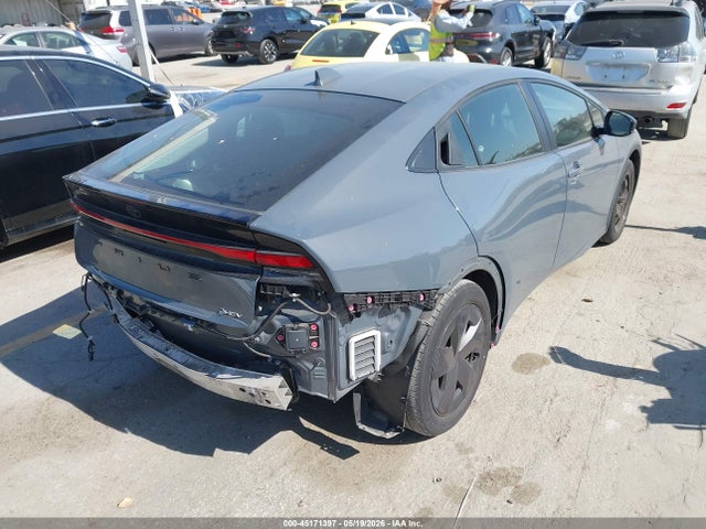 Toyota Prius Le