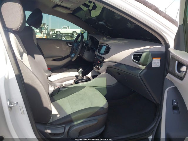 Hyundai Ioniq Blue