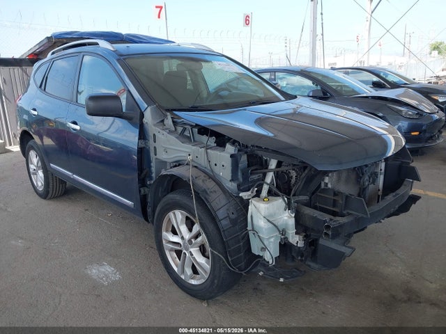 Salvage Nissan Rogue Image