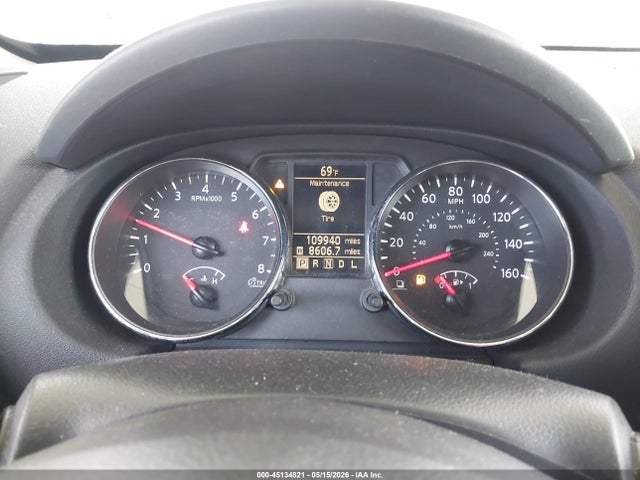 Nissan Rogue S