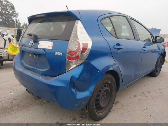 Toyota Prius c Two