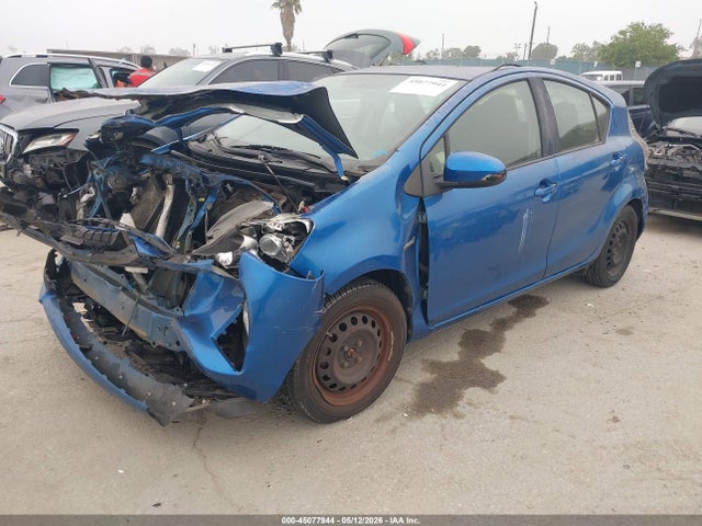 Toyota Prius c Two