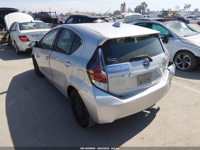 Toyota Prius c One