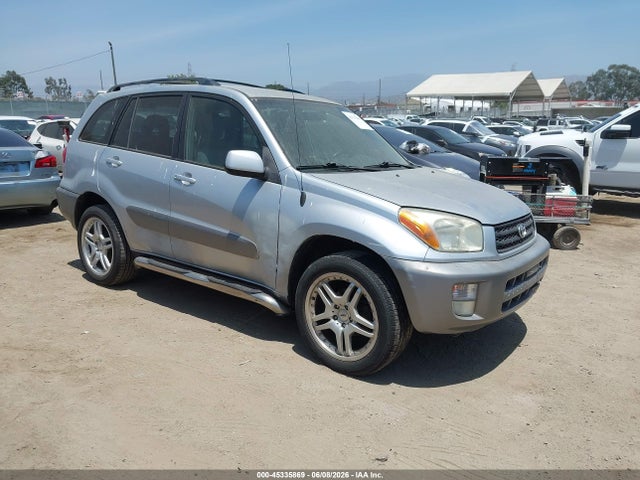 Salvage Toyota RAV4 Image