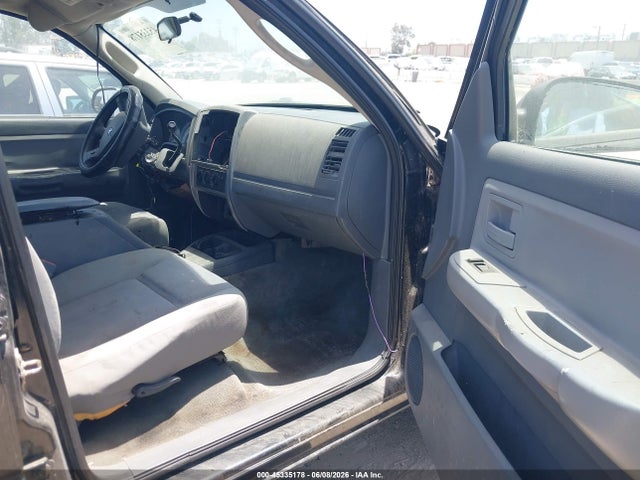 Dodge Dakota Slt