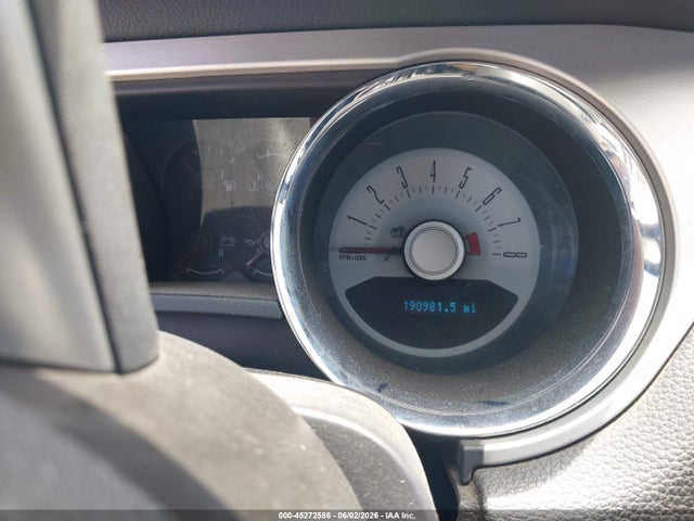 Ford Mustang V6 Premium