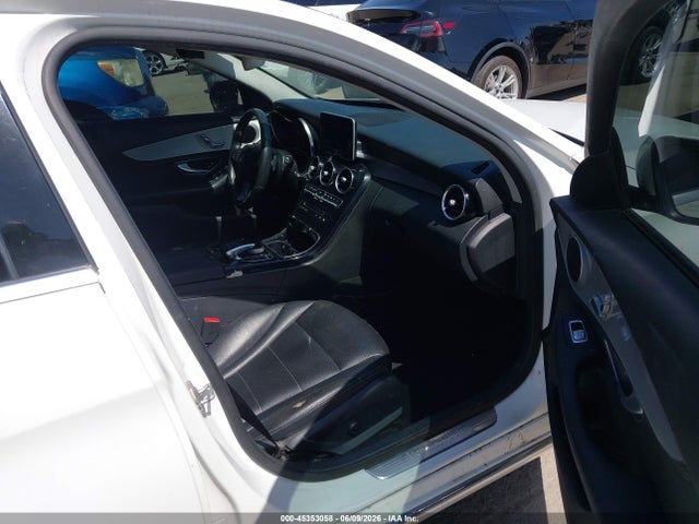 Mercedes-Benz C-Class 4matic