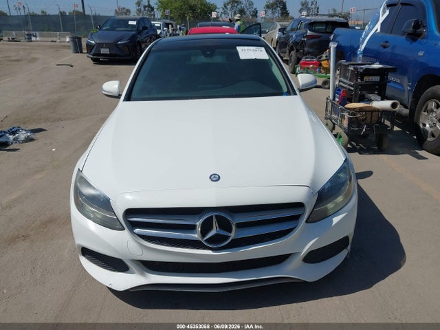Mercedes-Benz C-Class 4matic