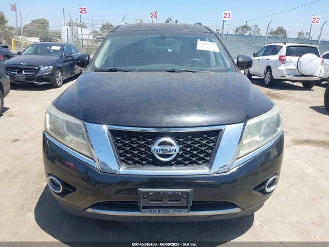 Nissan Pathfinder Sv