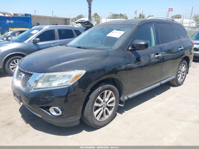 Nissan Pathfinder Sv