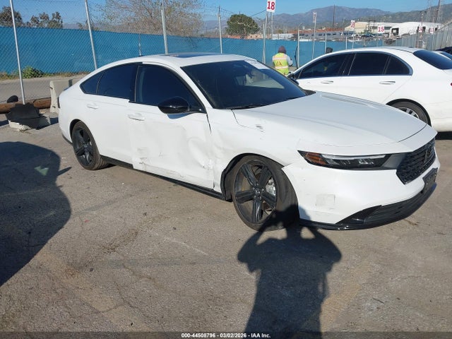 Salvage Honda Accord Image