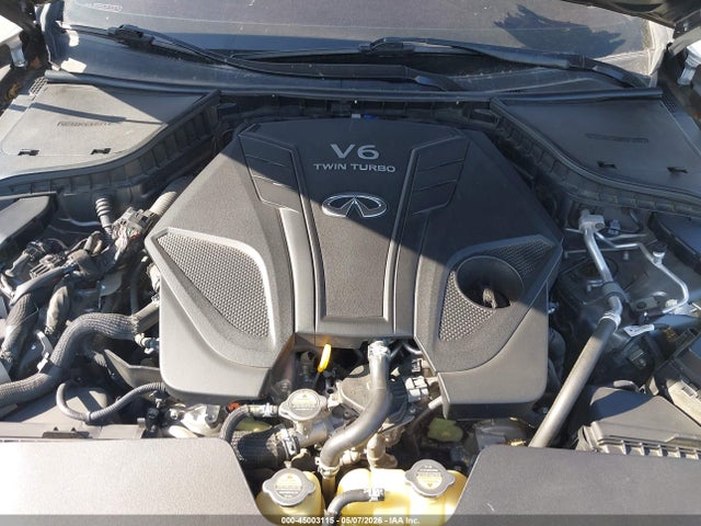 INFINITI Q50 Luxe