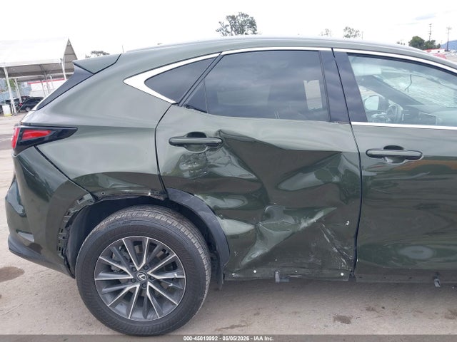Lexus NX Premium
