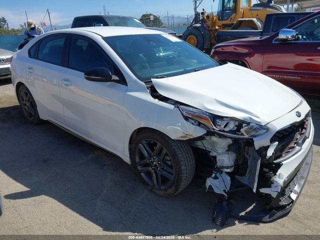 Salvage Kia Forte Image