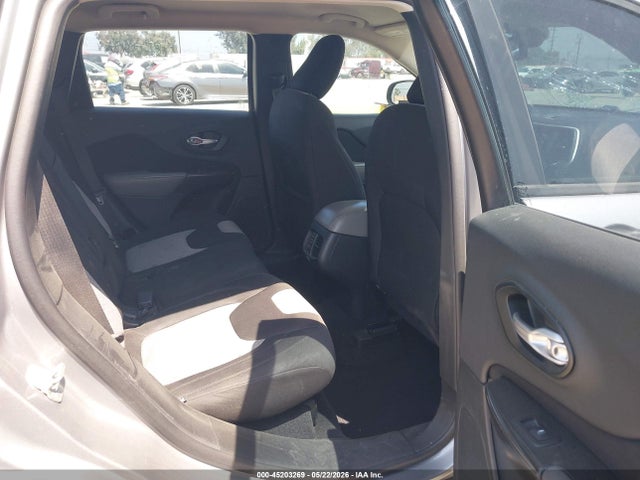 Jeep Cherokee Sport