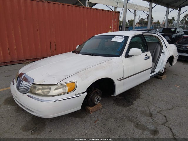 Lincoln Towncar Signature