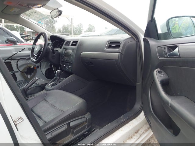 Volkswagen Jetta 1.8t Se