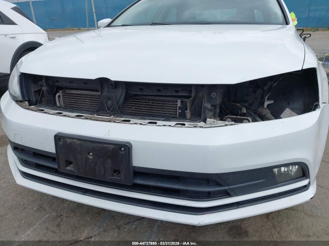 Volkswagen Jetta 1.8t Se