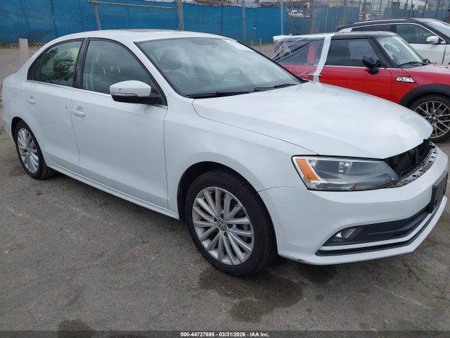 Salvage Volkswagen Jetta Image