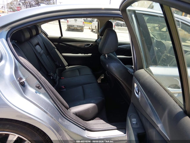 INFINITI Q50 3.0t Premium
