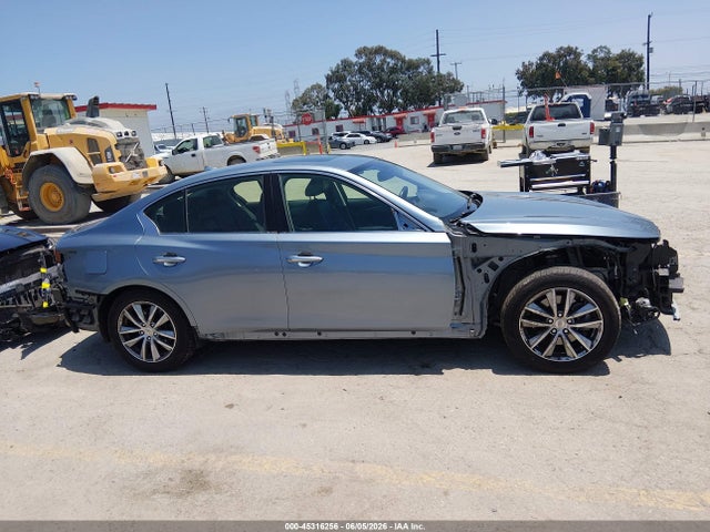 INFINITI Q50 3.0t Premium
