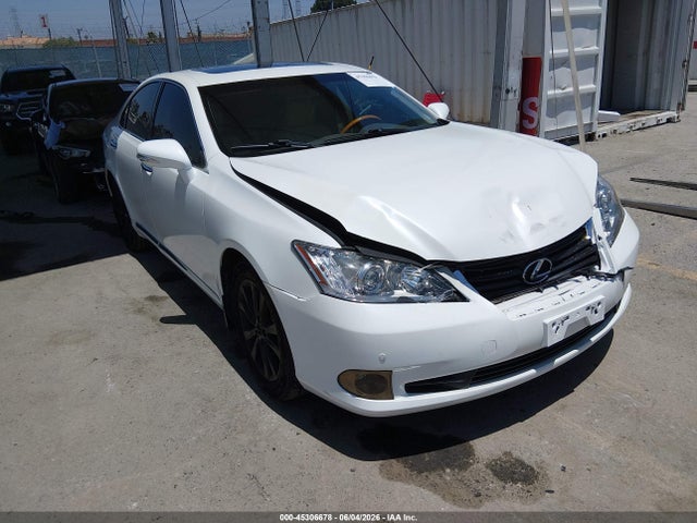 Salvage Lexus Es Image