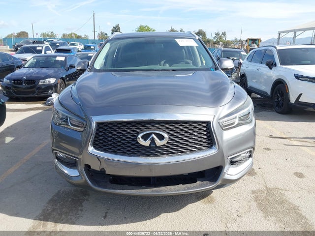 INFINITI Qx