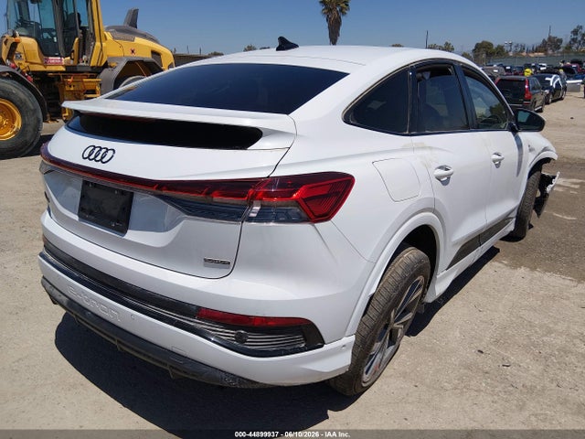 Audi Q4 Premium Plus 55 Quattro