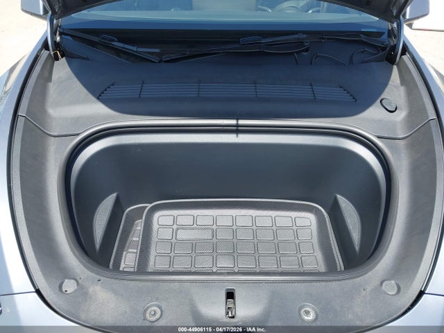 Tesla Model Y Long Range Dual Motor All-wheel Drive