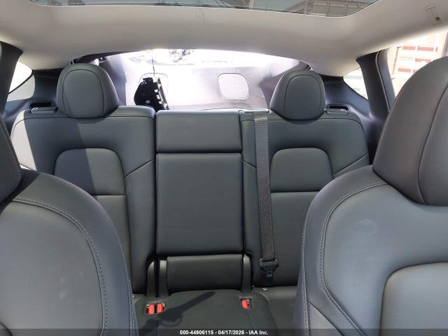 Tesla Model Y Long Range Dual Motor All-wheel Drive