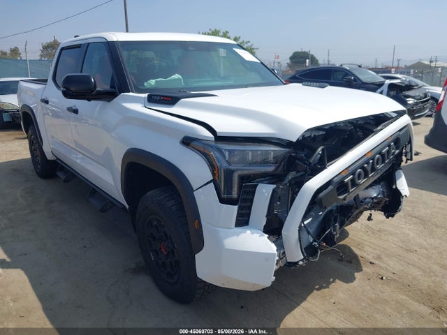 Salvage Toyota Tundra Image