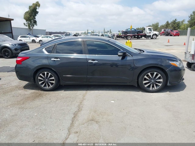 Nissan Altima 2.5 Sv