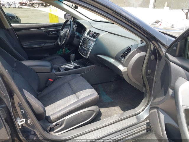 Nissan Altima 2.5 Sv